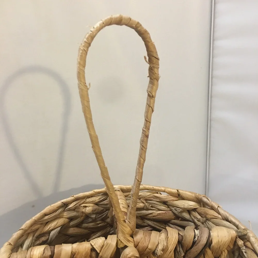 Woven Seagrass Utensil Caddy Tan Tassel 4-Compartment Basket Serving Party
